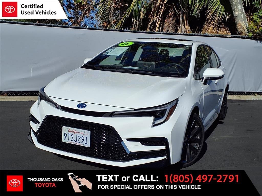 Certified 2025 Toyota Corolla SE image 1