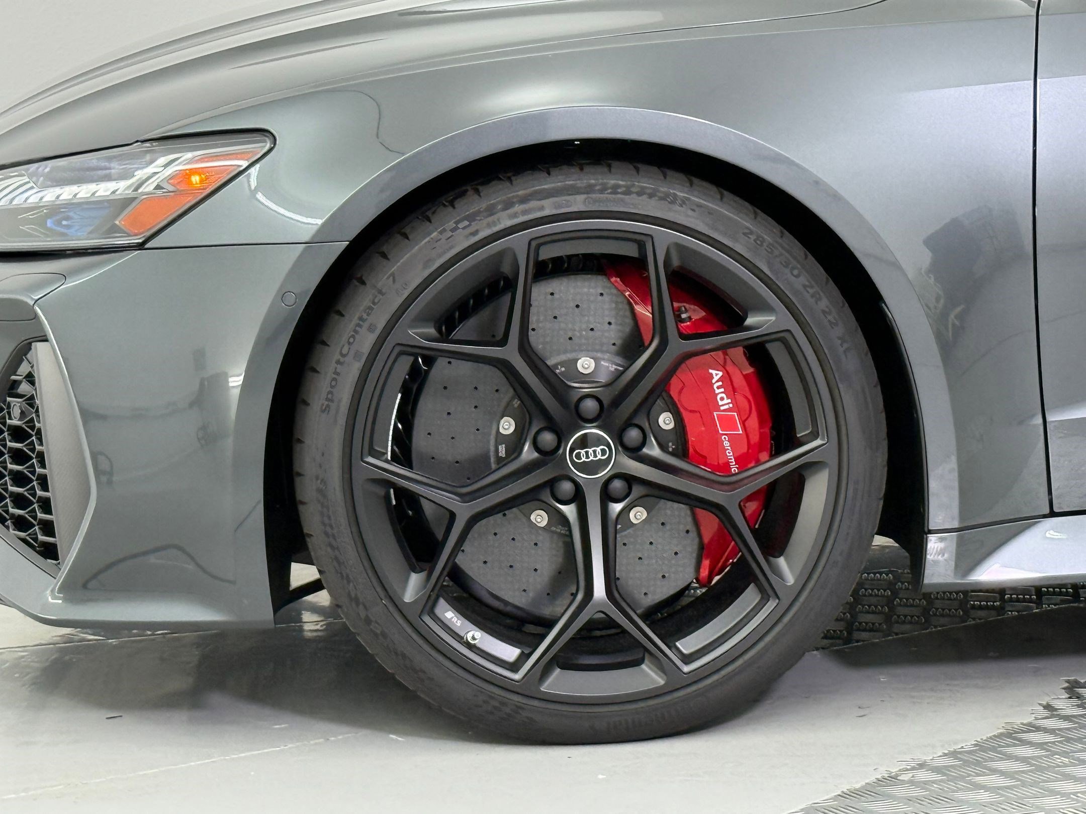 New 2026 Audi RS 7 Performance image 12