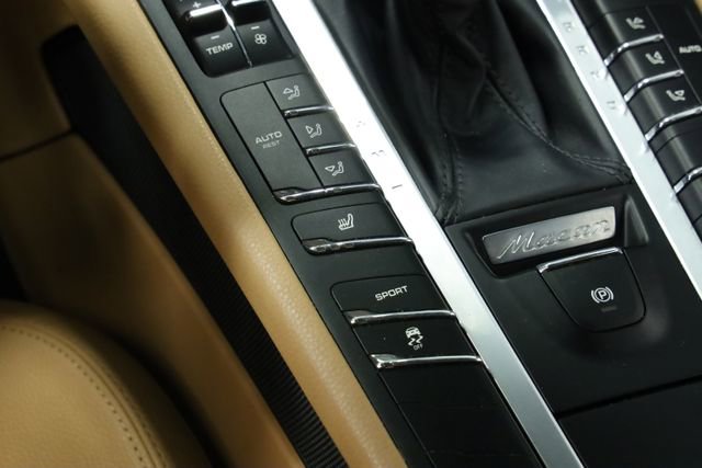 Used 2018 Porsche Macan image 23