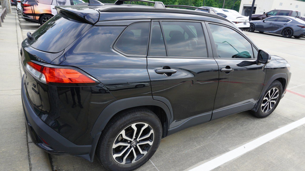 Used 2023 Toyota Corolla Cross SE AWD/4WD image 5