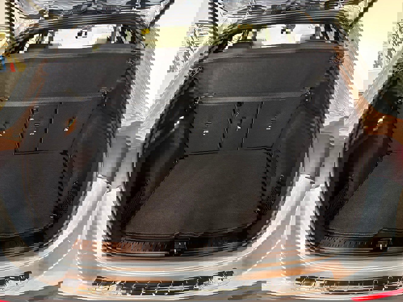 Used 2025 Mercedes-Benz GLA 250 4MATIC image 30