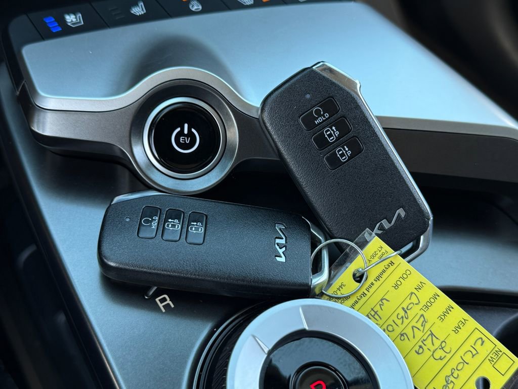 Used 2023 Kia EV6 Wind w/ Wind Technology Package image 39