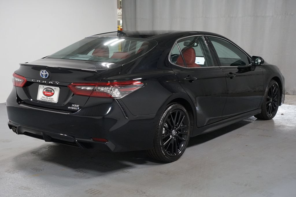 Certified 2022 Toyota Camry XSE FWD image 8