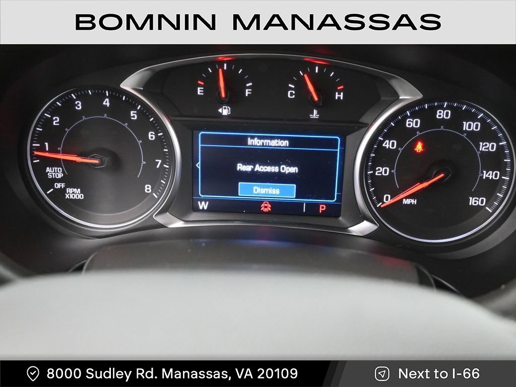 Used 2023 GMC Terrain SLE w/ Driver Convenience Package image 15