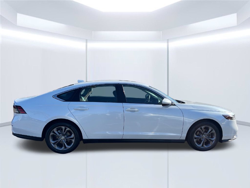 Certified 2024 Honda Accord EX image 6