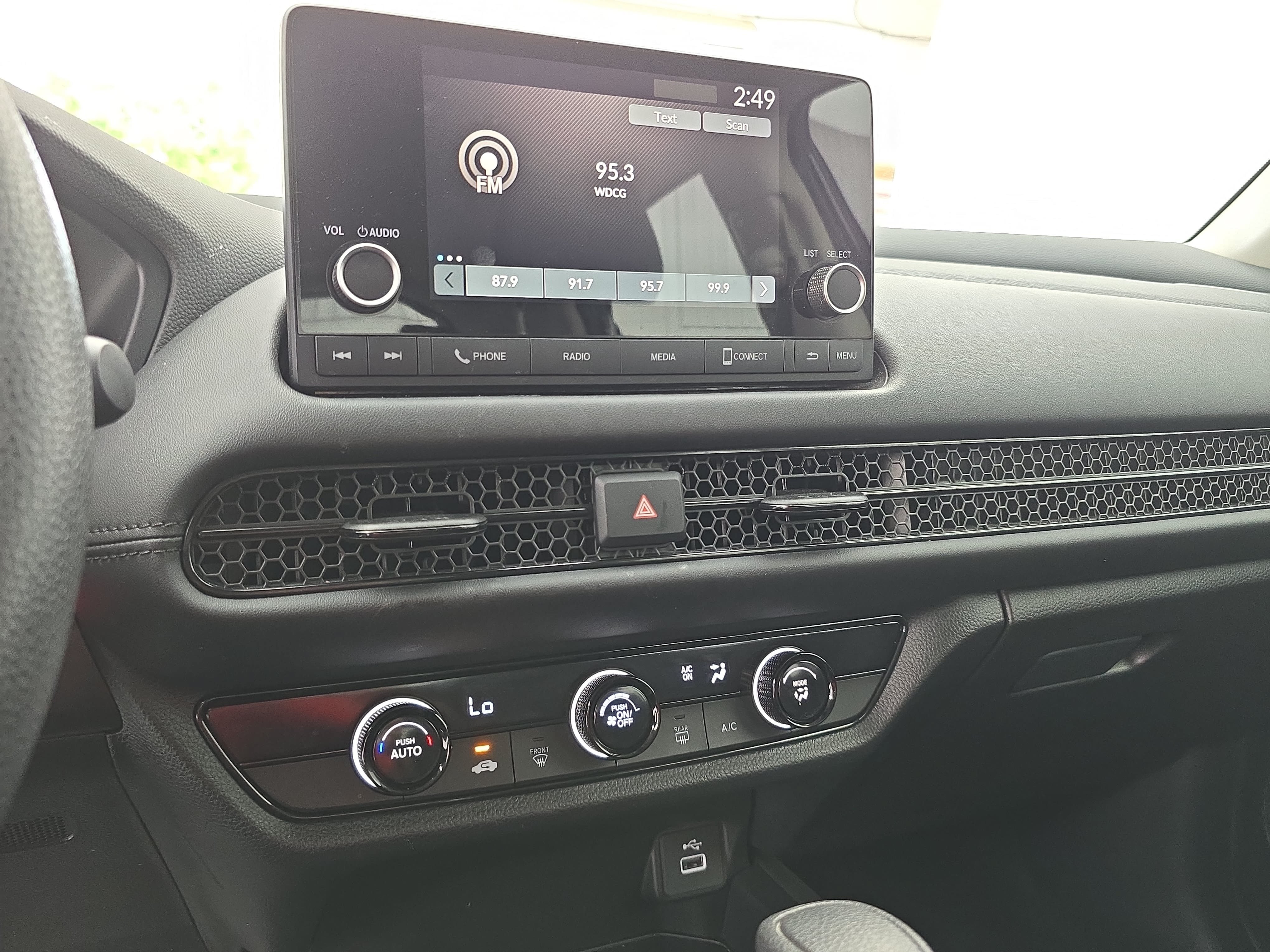 Used 2024 Honda HR-V LX image 19
