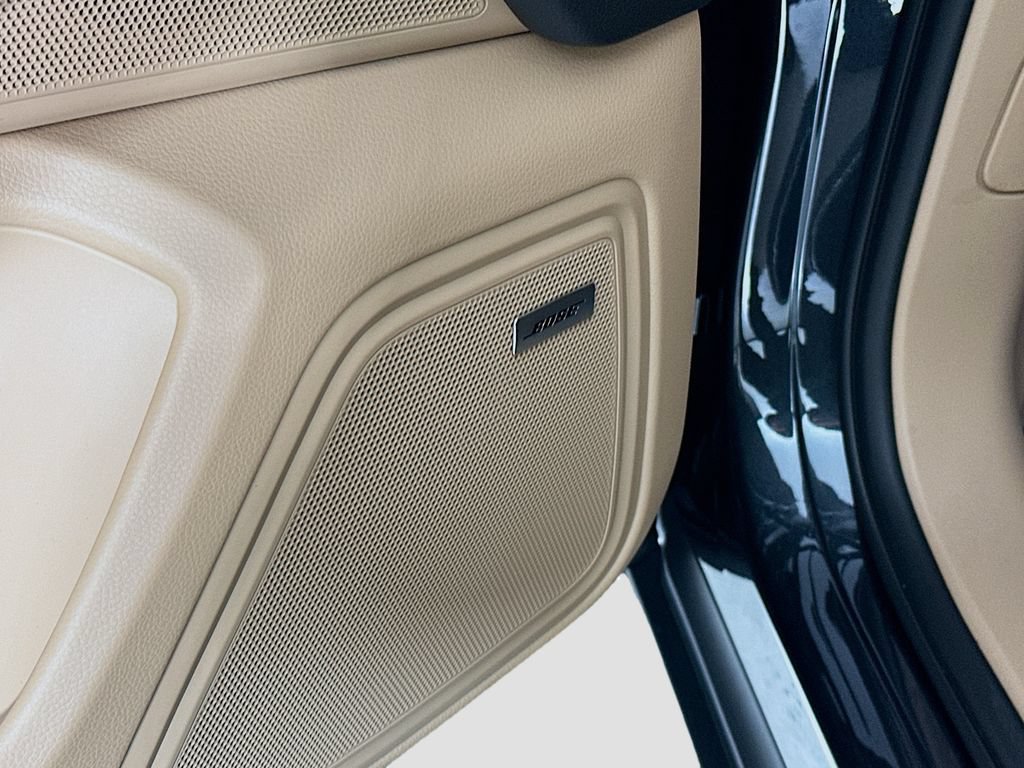 Certified 2026 Porsche Macan AWD/4WD image 21