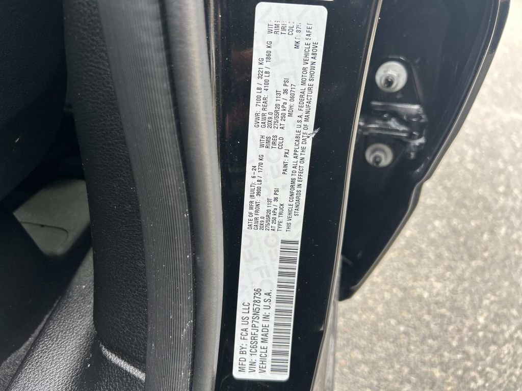 Used 2025 RAM 1500 Laramie image 31