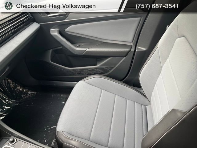 New 2026 Volkswagen Jetta SE image 45