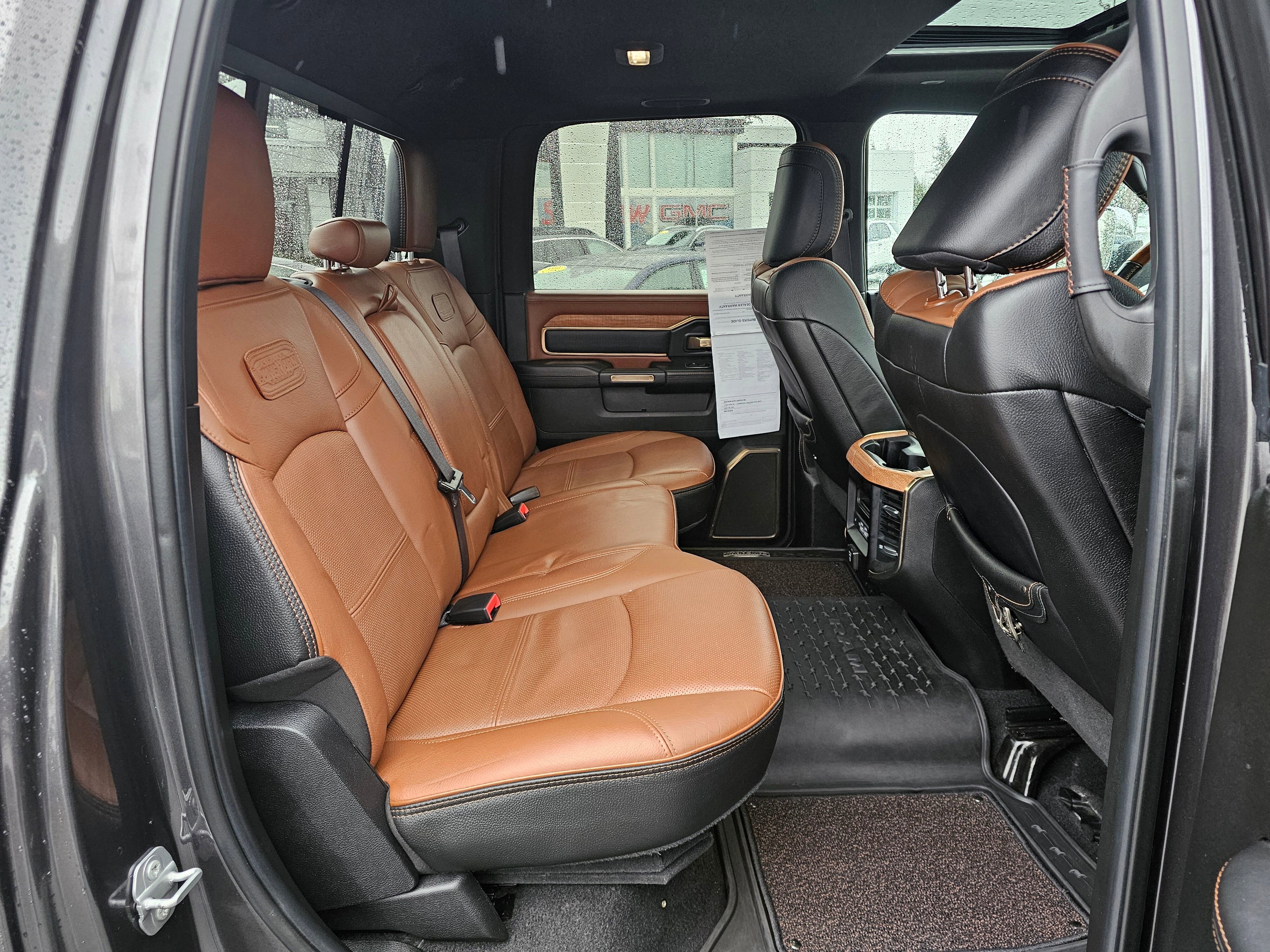 Used 2022 RAM 3500 Limited image 12