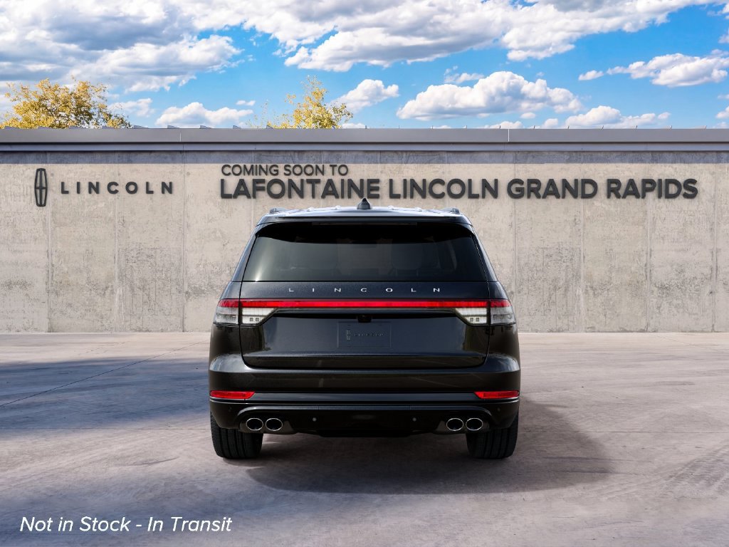 New 2027 Lincoln Aviator Reserve w/ Jet Appearance Package AWD/4WD image 7