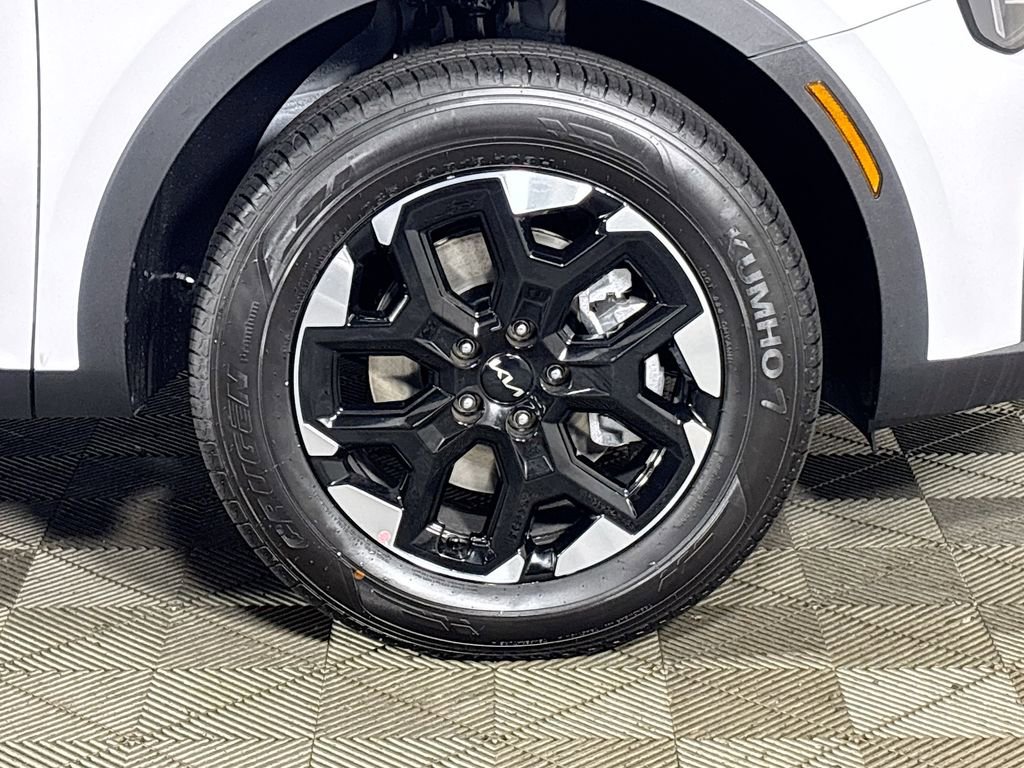 New 2025 Kia Sorento S image 24