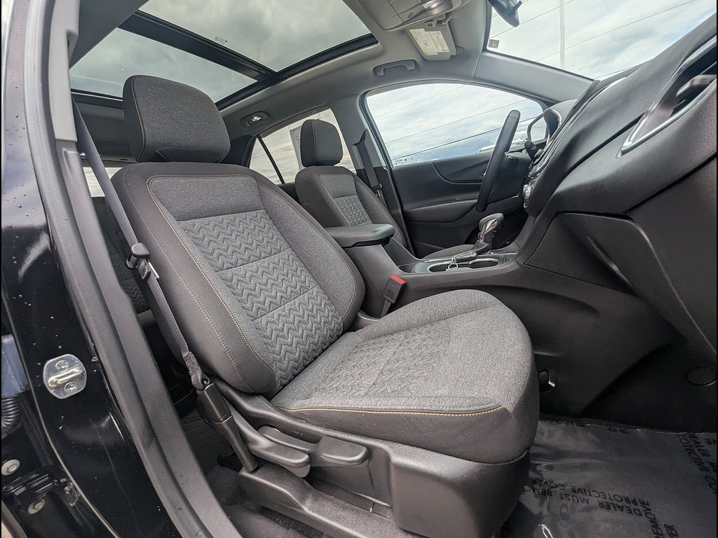 Used 2023 Chevrolet Equinox LT AWD/4WD image 19