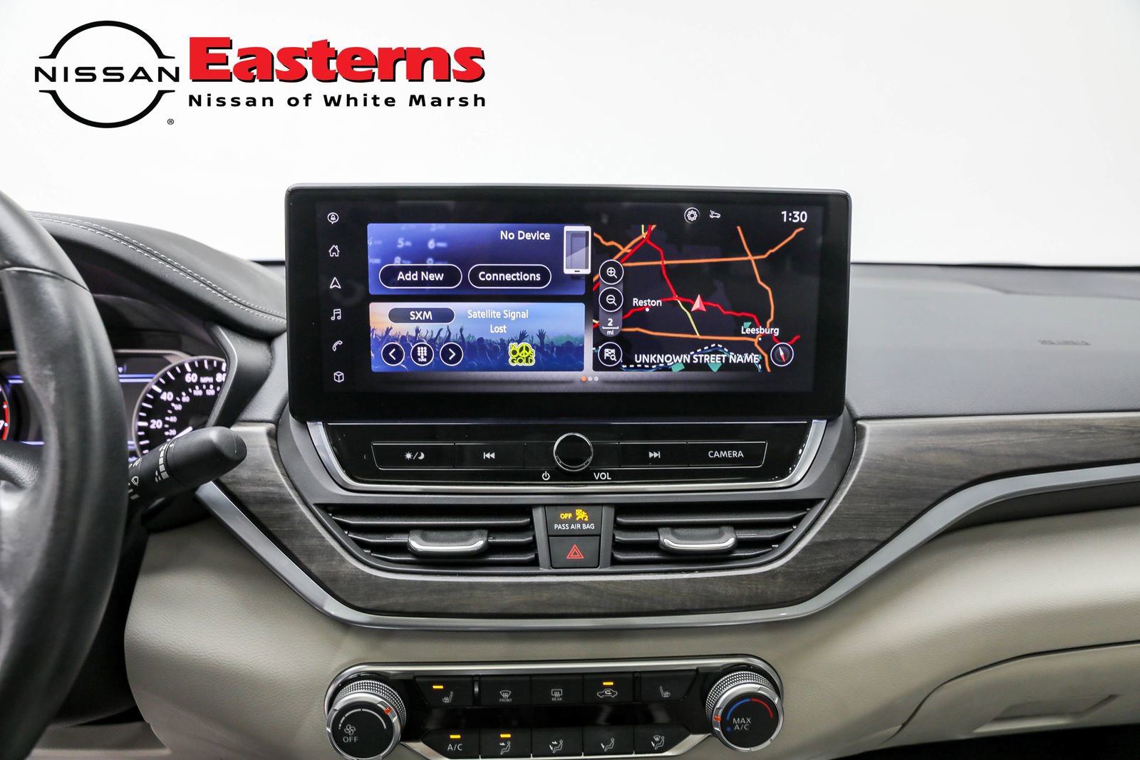 Used 2023 Nissan Altima 2.5 SV w/ SV Premium Package image 29