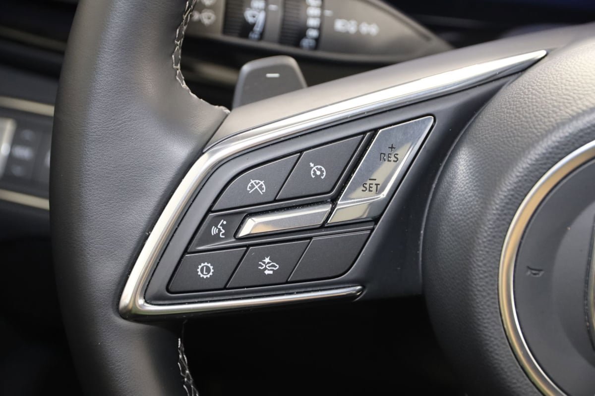 Used 2025 Buick Enclave Sport Touring FWD image 35