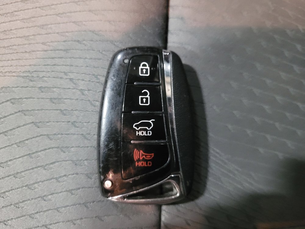 Used 2018 Hyundai Santa Fe Sport w/ 2.4L Value Package 02 image 32