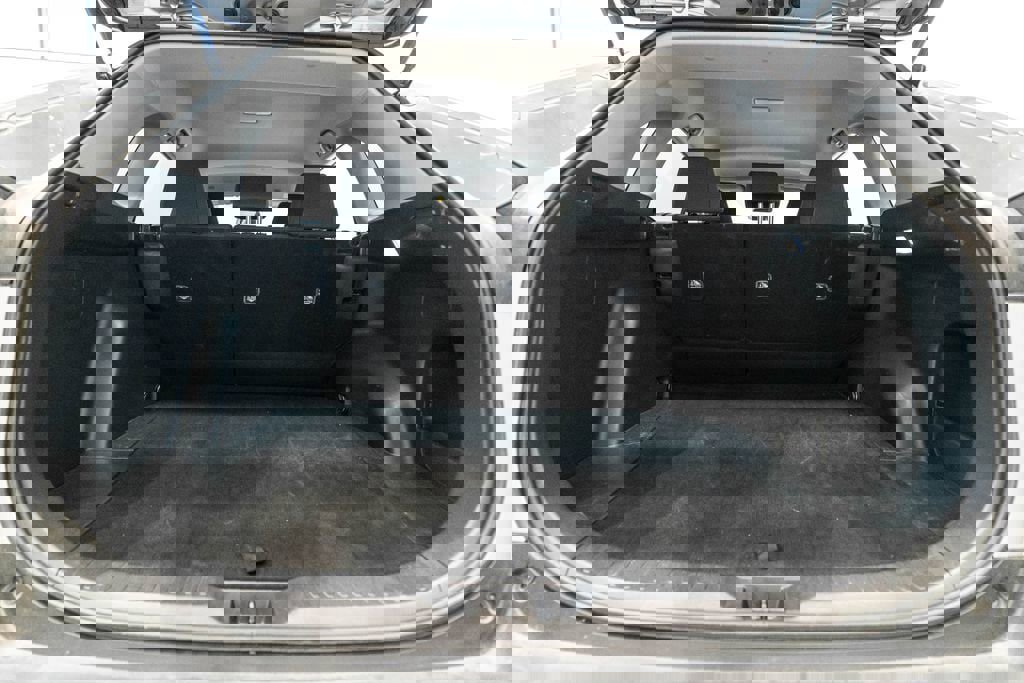 Used 2024 Toyota RAV4 LE AWD/4WD image 31