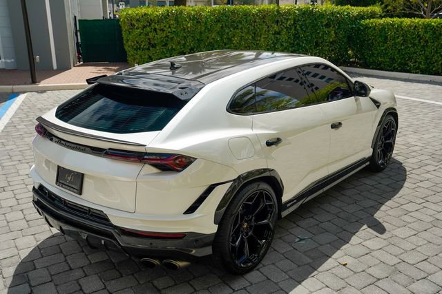Used 2023 Lamborghini Urus Performante image 28