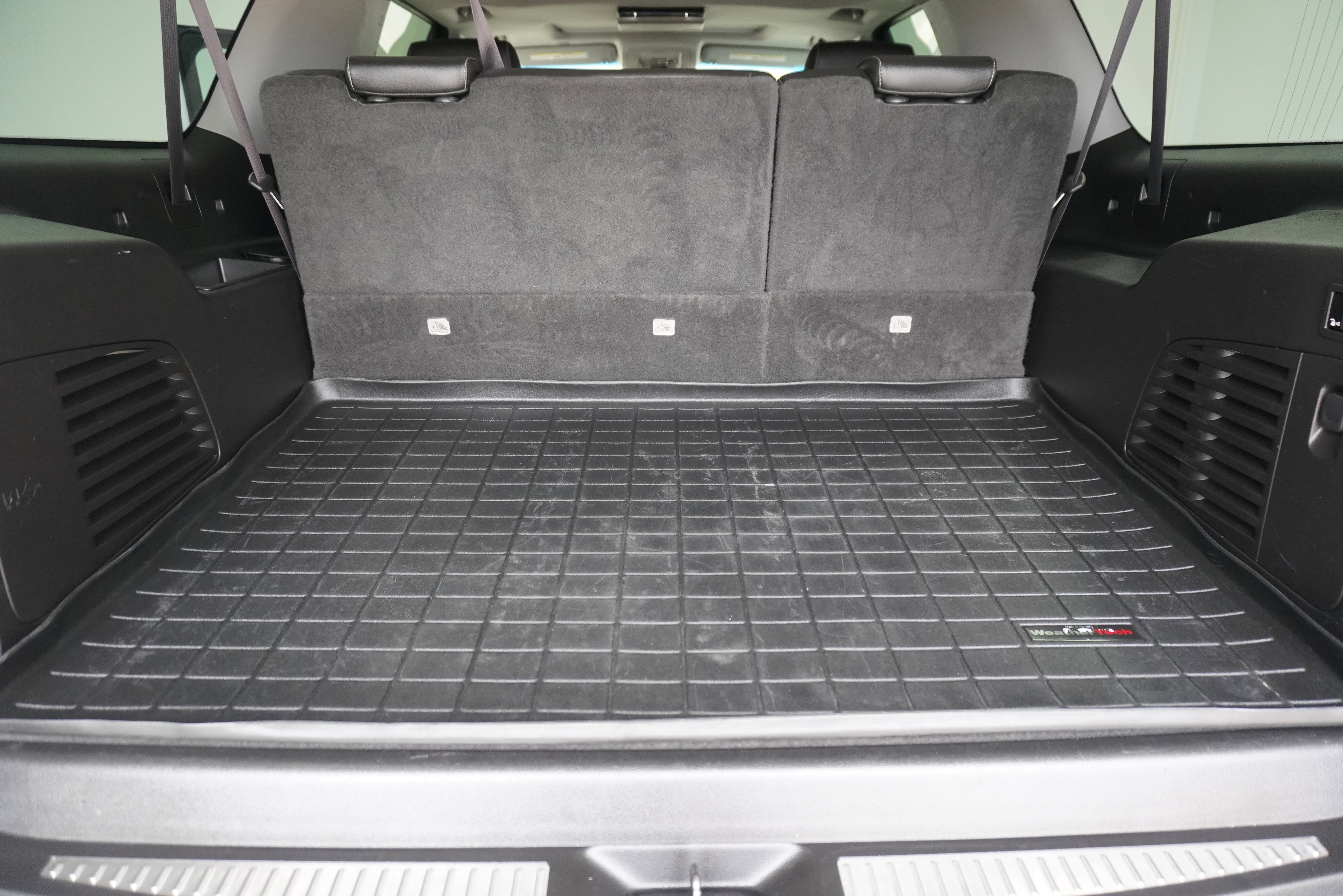 Used 2016 Chevrolet Suburban LTZ image 29