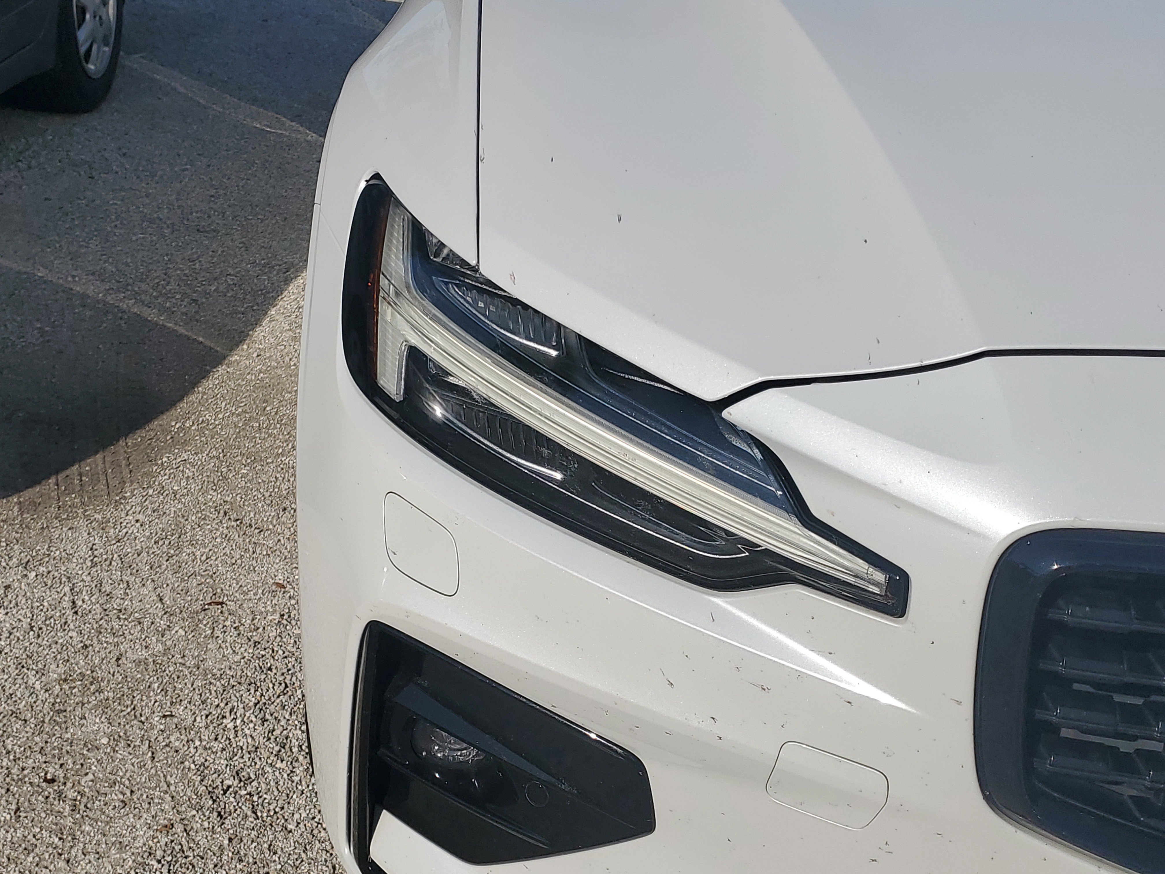 Used 2019 Volvo S60 T6 R-Design AWD/4WD image 2