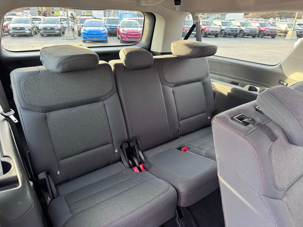 Used 2025 Ford Expedition Max Active image 30