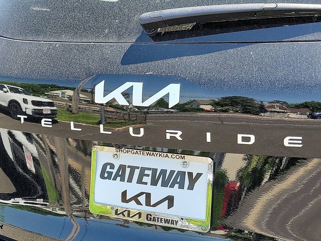 Used 2024 Kia Telluride SX image 12