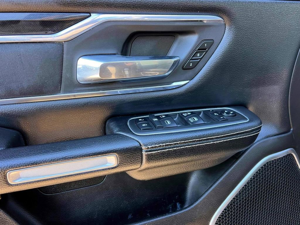 Used 2019 RAM 1500 Laramie w/ Sport Appearance Package image 15