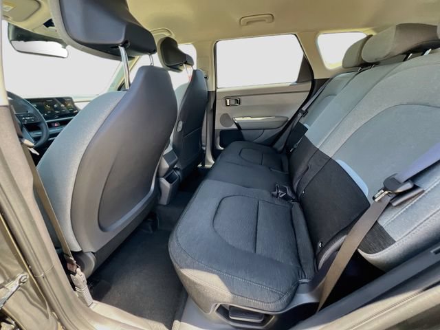 New 2027 Kia Seltos S FWD image 23