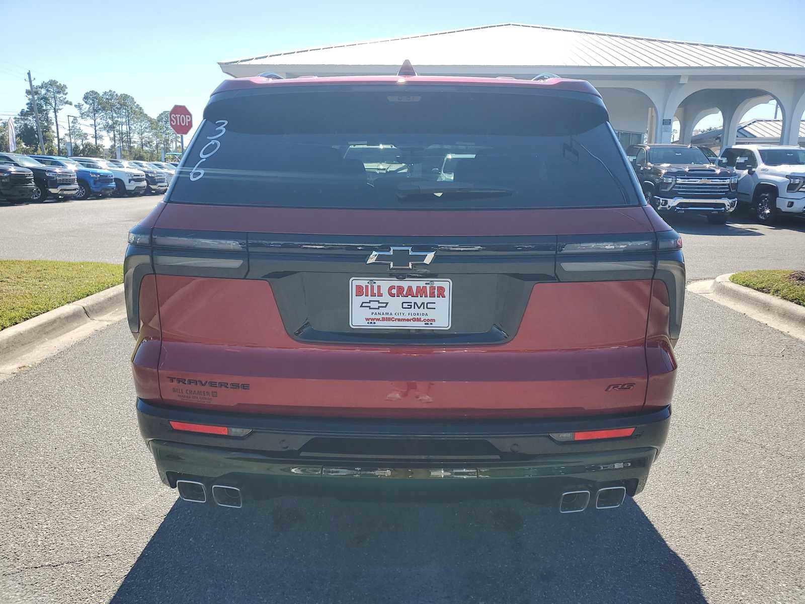 New 2026 Chevrolet Traverse RS image 4