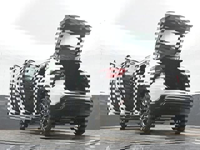 New 2026 Chevrolet Trax RS w/ Sunroof Package image 53