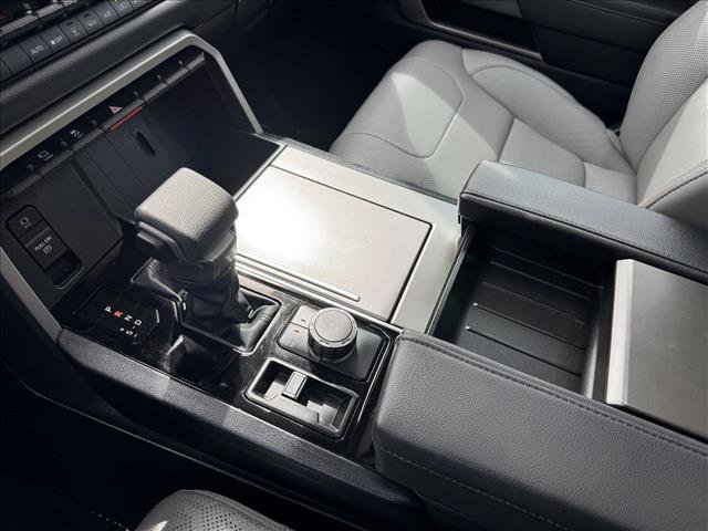 Certified 2023 Toyota Sequoia SR5 w/ SR5 Premium Package AWD/4WD image 18