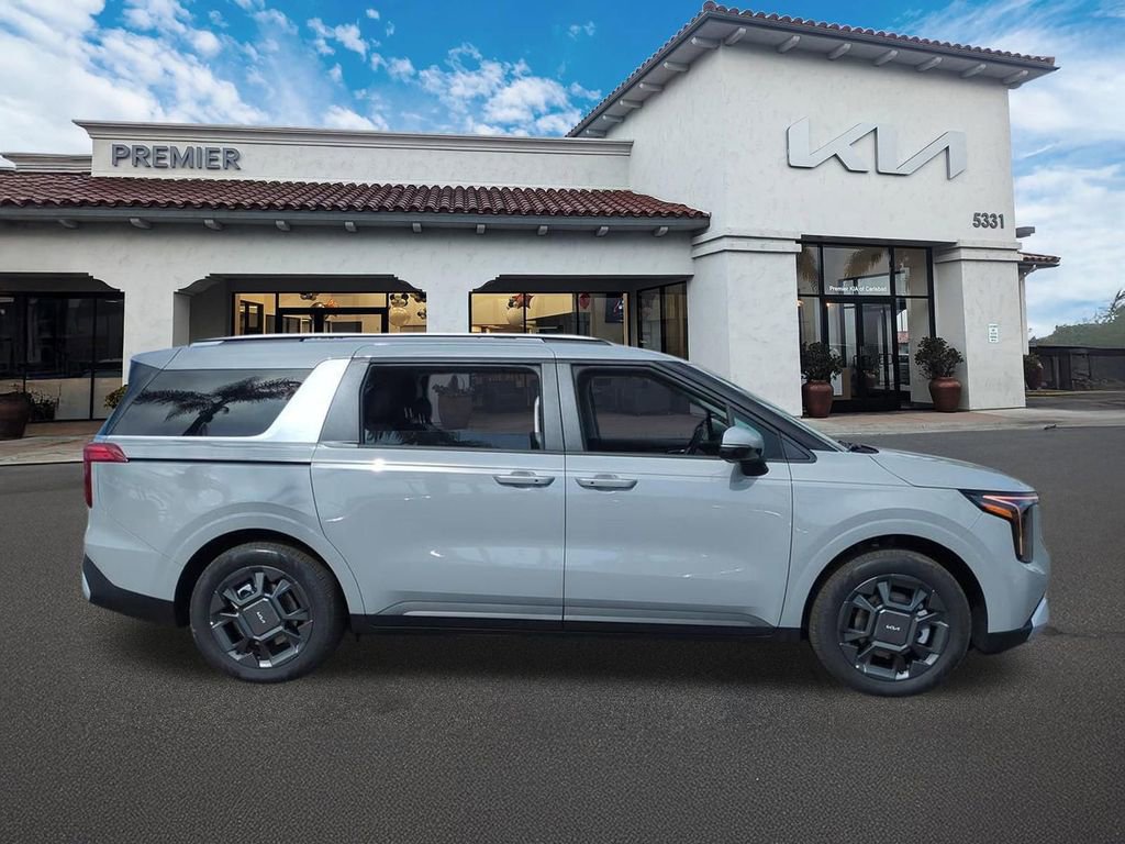 New 2026 Kia Carnival SX FWD image 9