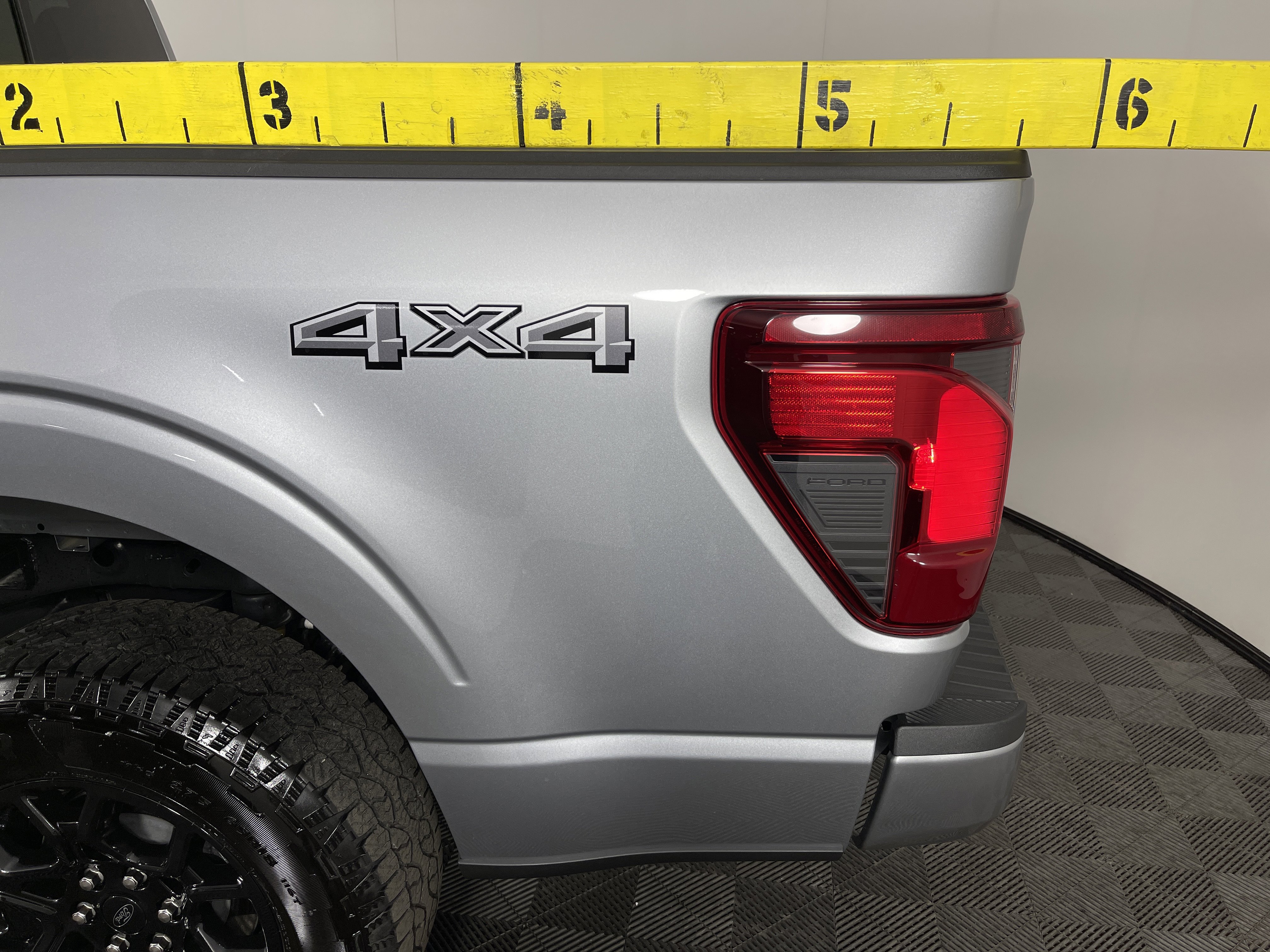 Used 2025 Ford F150 XLT w/ Equipment Group 302A MID image 9