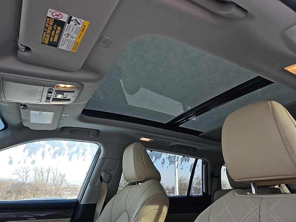 Used 2023 Toyota Highlander Platinum image 23