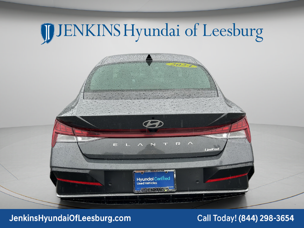Certified 2024 Hyundai Elantra Limited FWD image 6