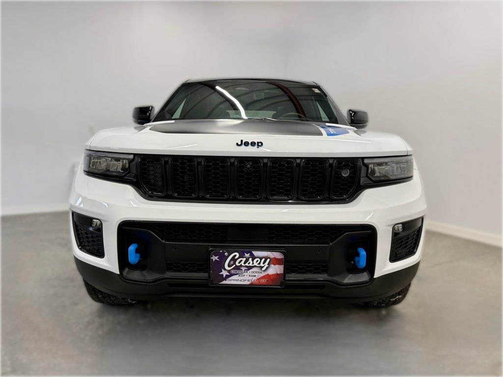 Used 2023 Jeep Grand Cherokee Trailhawk w/ Advanced Protech Group II image 9