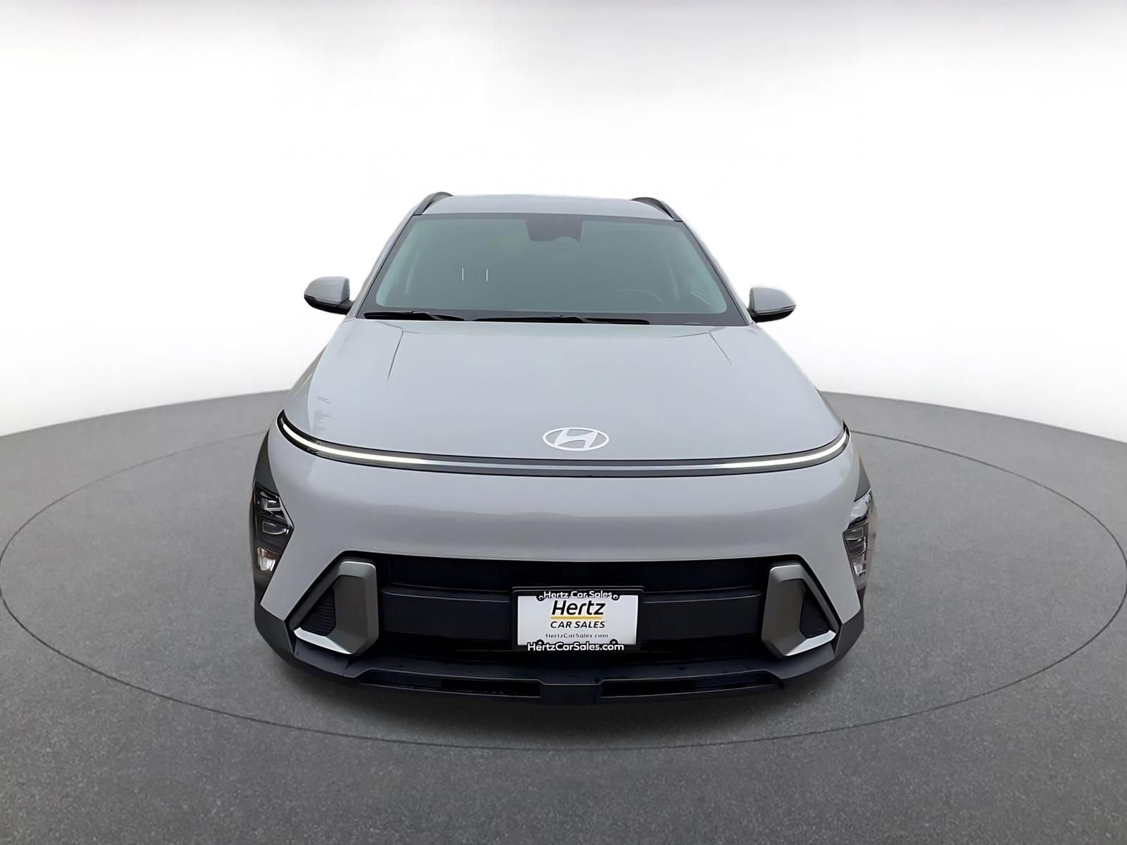 Used 2025 Hyundai Kona SEL image 4