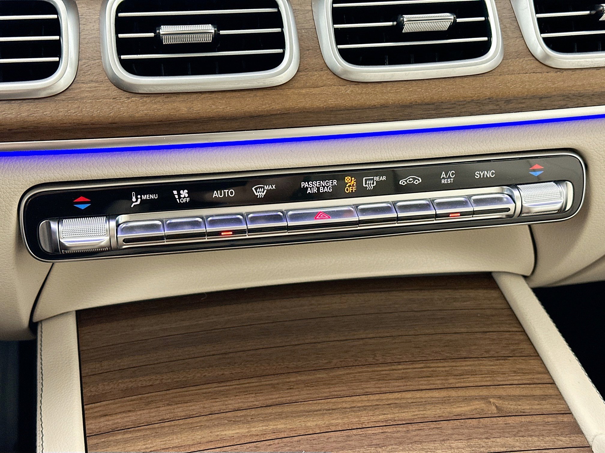 Certified 2025 Mercedes-Benz GLS 450 4MATIC image 20