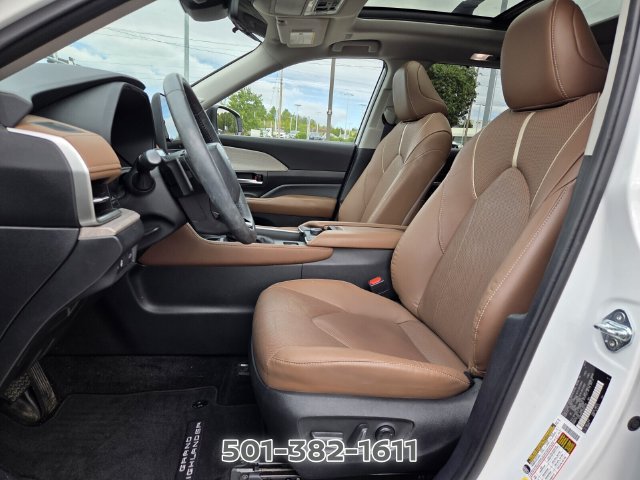 Used 2024 Toyota Grand Highlander AWD image 9