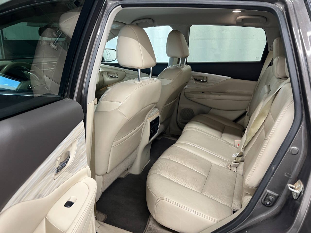 Used 2015 Nissan Murano SL w/ Cargo Package AWD/4WD image 9
