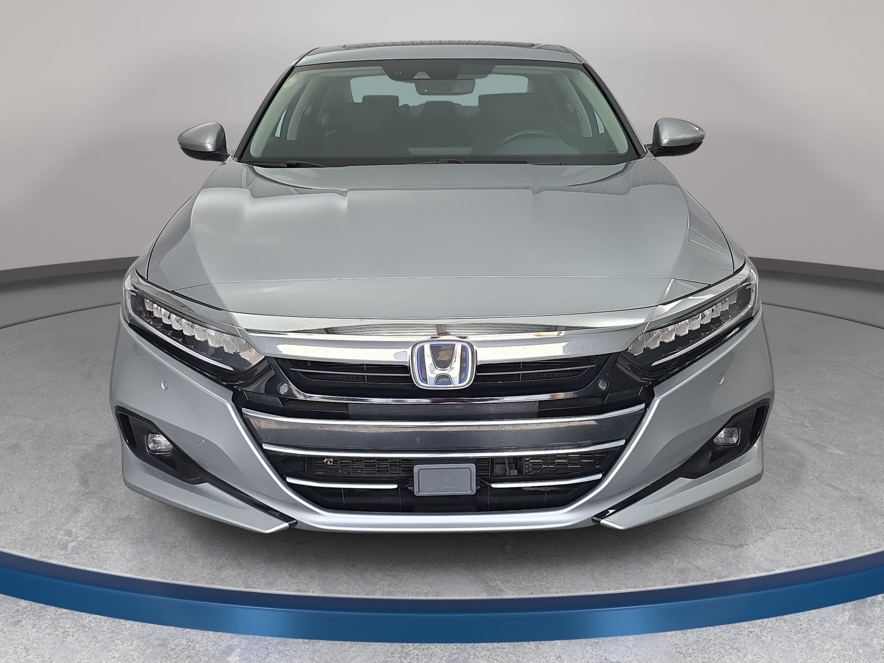 Used 2022 Honda Accord Touring image 2