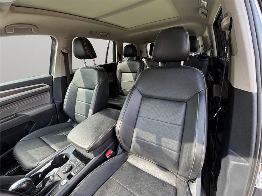 Used 2023 Volkswagen Atlas SE w/ Panoramic Sunroof Package AWD/4WD image 19