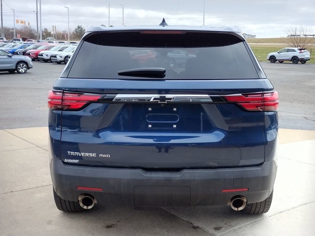 Used 2023 Chevrolet Traverse LS w/ Safety Package AWD/4WD image 17
