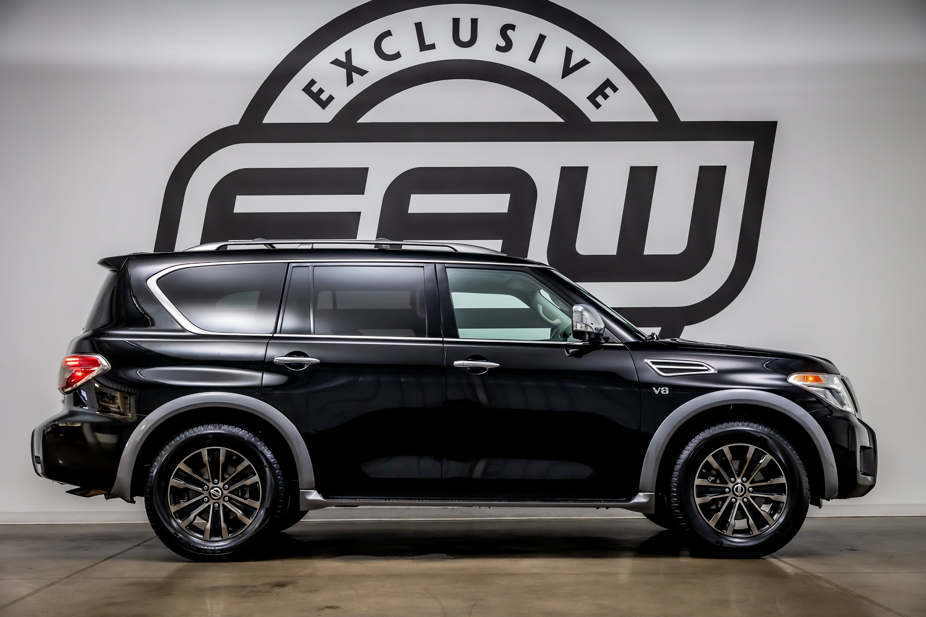 Used 2018 Nissan Armada Platinum w/ Captain Seat Package RWD image 9