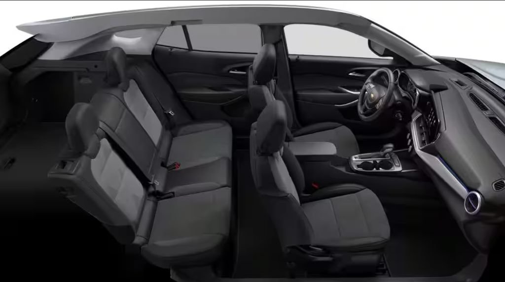 New 2026 Chevrolet Trax ACTIV w/ Driver Confidence Package FWD image 5