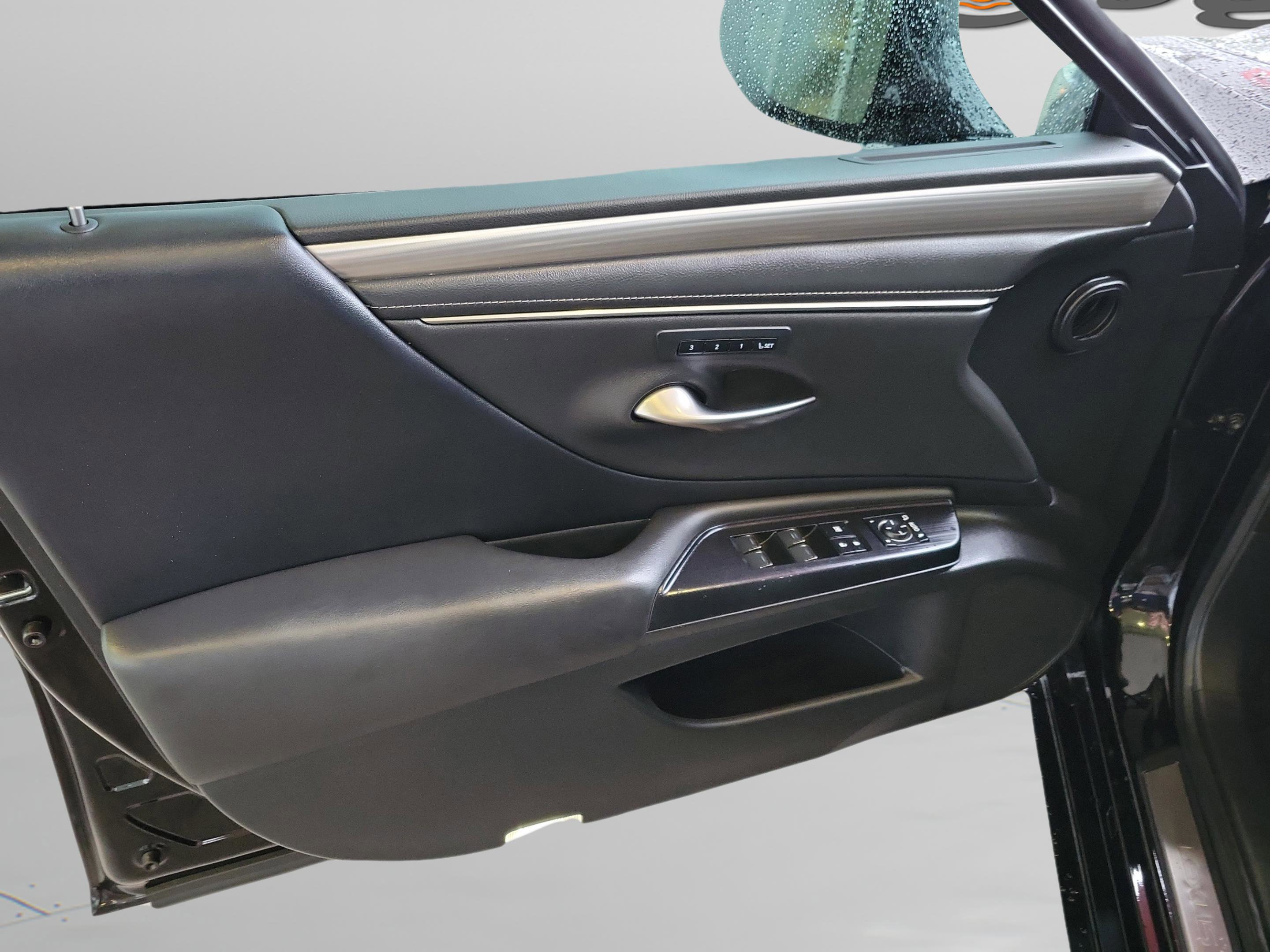 Used 2021 Lexus ES 350 F Sport image 25