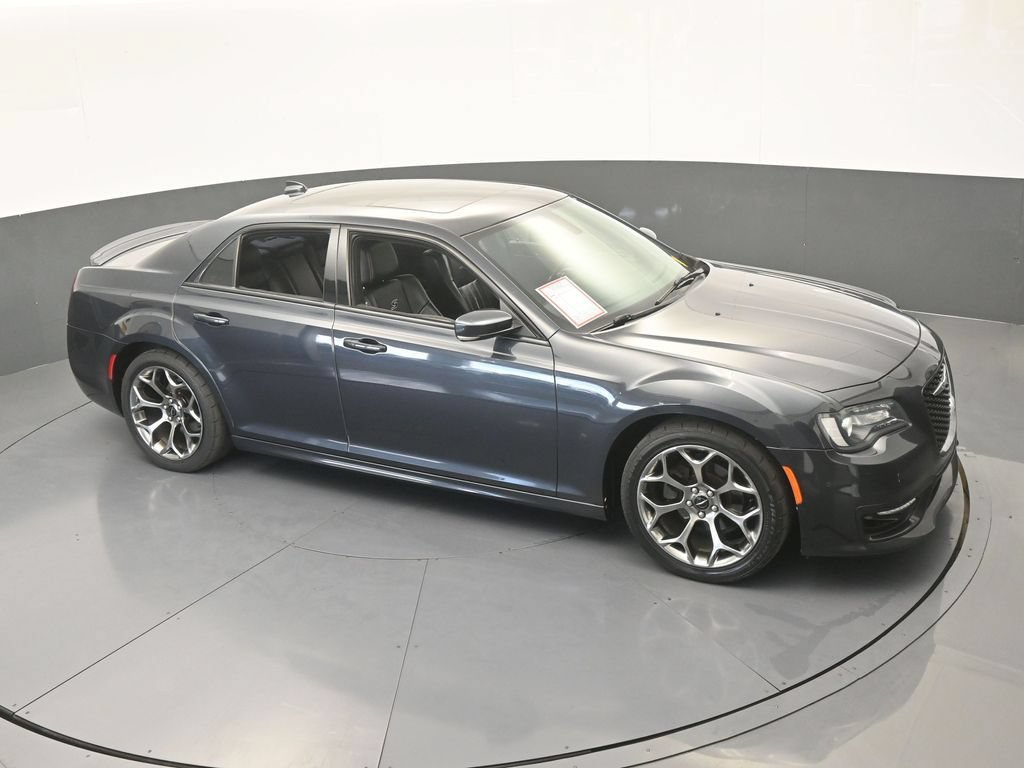 Used 2018 Chrysler 300 S w/ 300S Premium Group RWD image 54