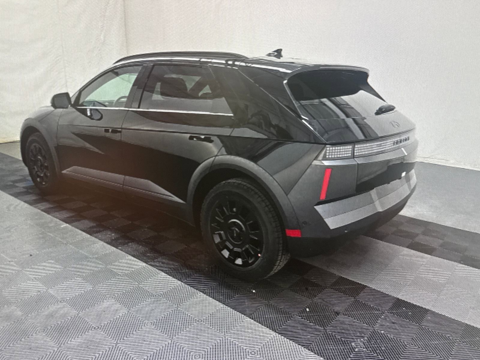 Used 2026 Hyundai Ioniq 5 XRT AWD/4WD image 3