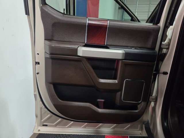 Used 2017 Ford F150 King Ranch w/ Equipment Group 601A Luxury AWD/4WD image 37