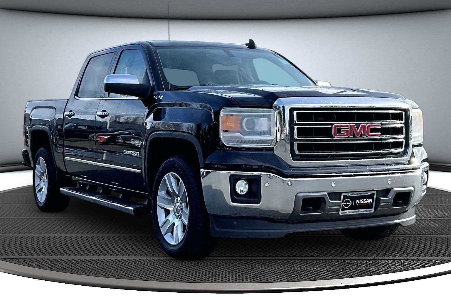 Used 2015 GMC Sierra 1500 SLT w/ SLT Preferred Package AWD/4WD image 1